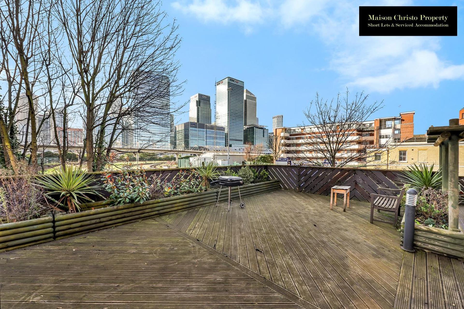 Appartamento Caraway Heights 2bedroom Sleeps 6 In Canary Wharf, Free Parking, Near Excel, O2 & Airport By Maison Christo Short Lets & Serviced Londra